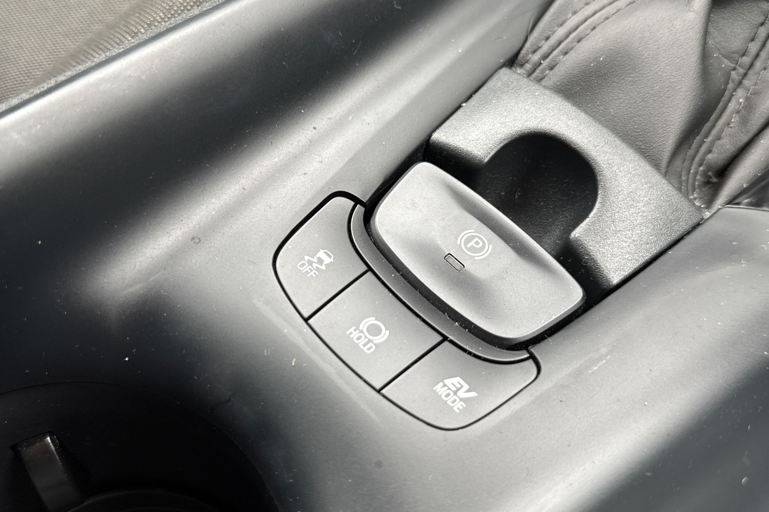 Used Toyota C-HR 2023 for sale - 78084096: Photo 37