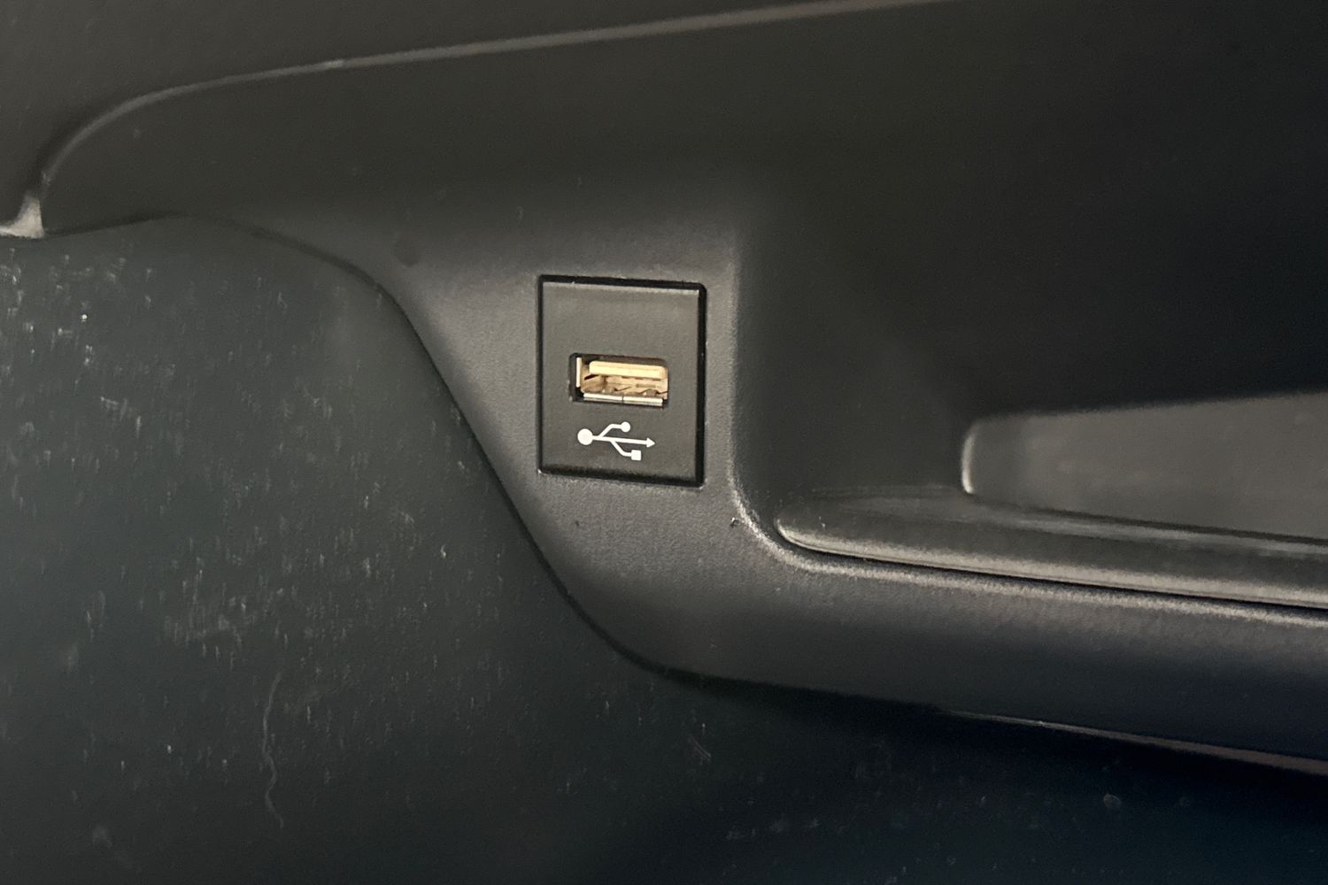 Used Toyota C-HR 2023 for sale - 78084096: Photo 44