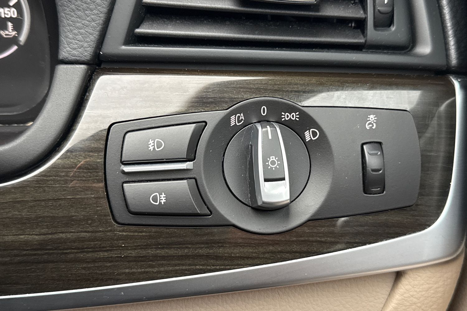 Used BMW 5 Series 2016 for sale - 77472856: Photo 38