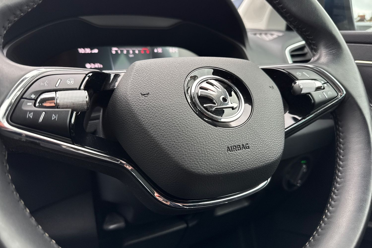 Used Skoda Karoq 2023 for sale - 77494099: Photo 45