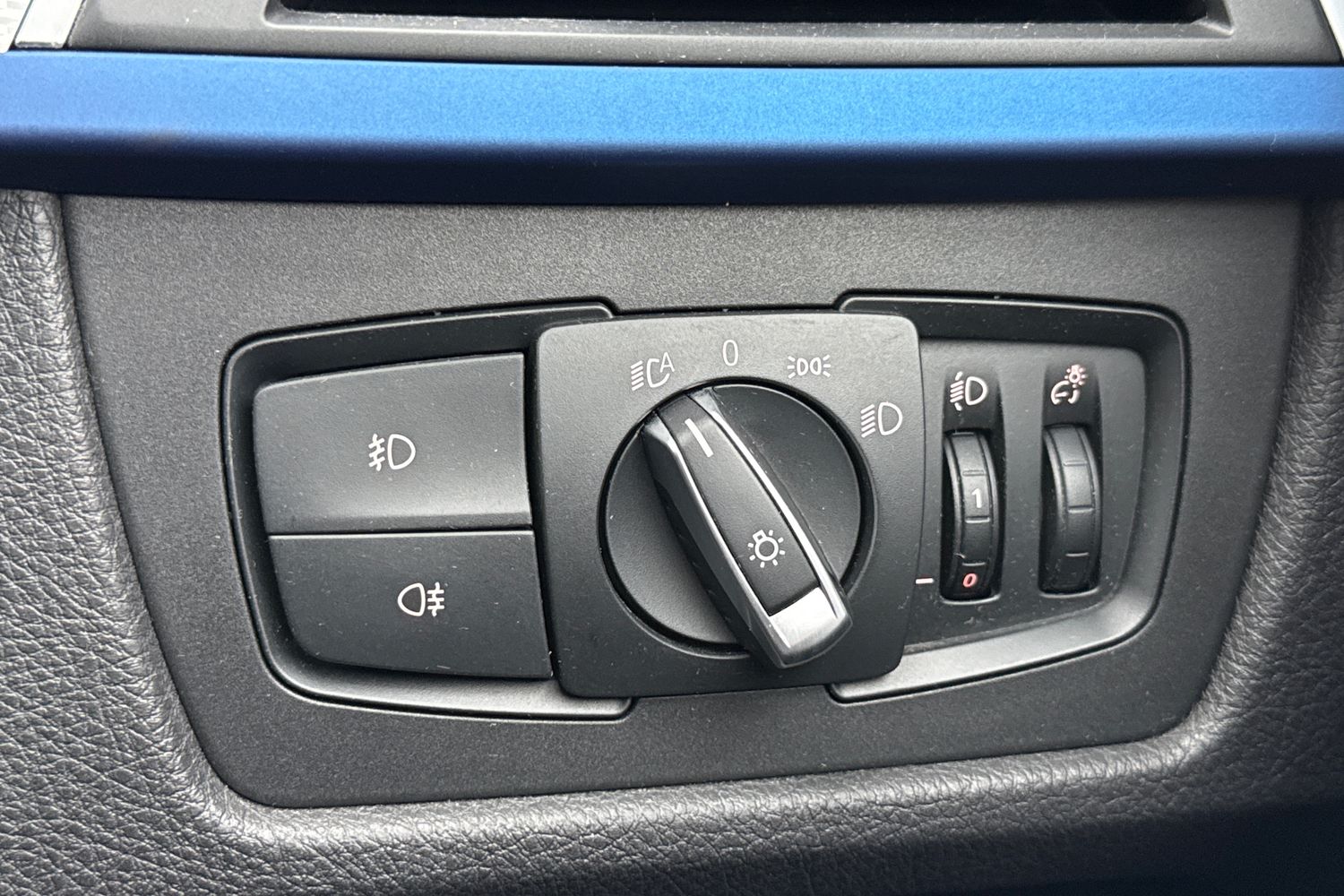 Used BMW 3 Series 2018 for sale - 77515169: Photo 40