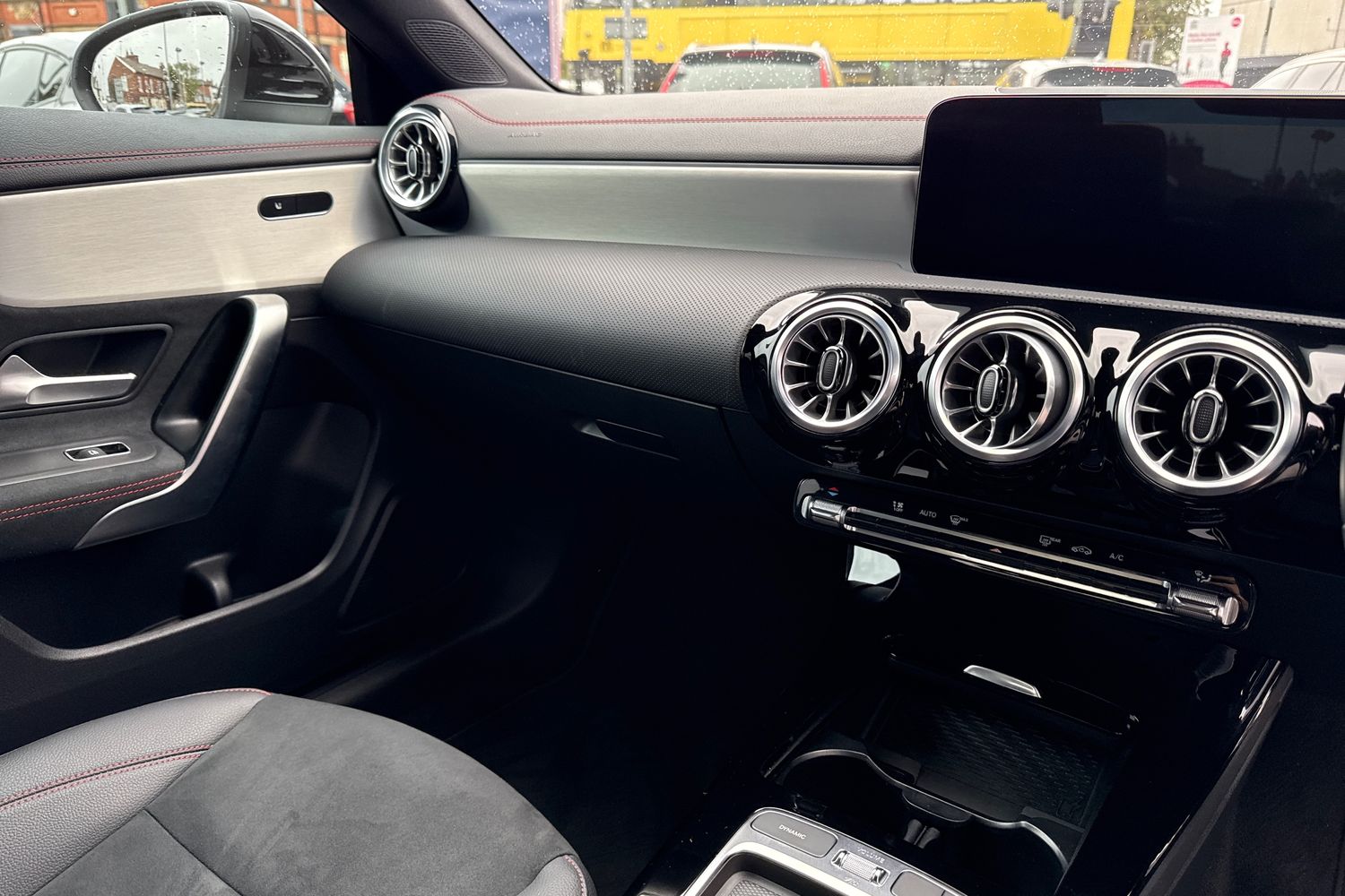 Used Mercedes-Benz CLA 2024 for sale - 75962582: Photo 15