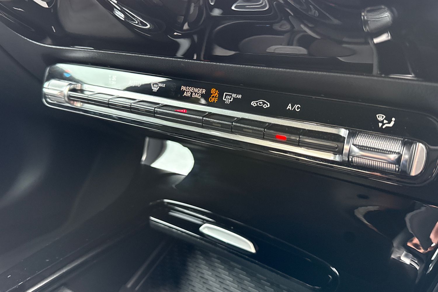 Used Mercedes-Benz CLA 2024 for sale - 75962582: Photo 44