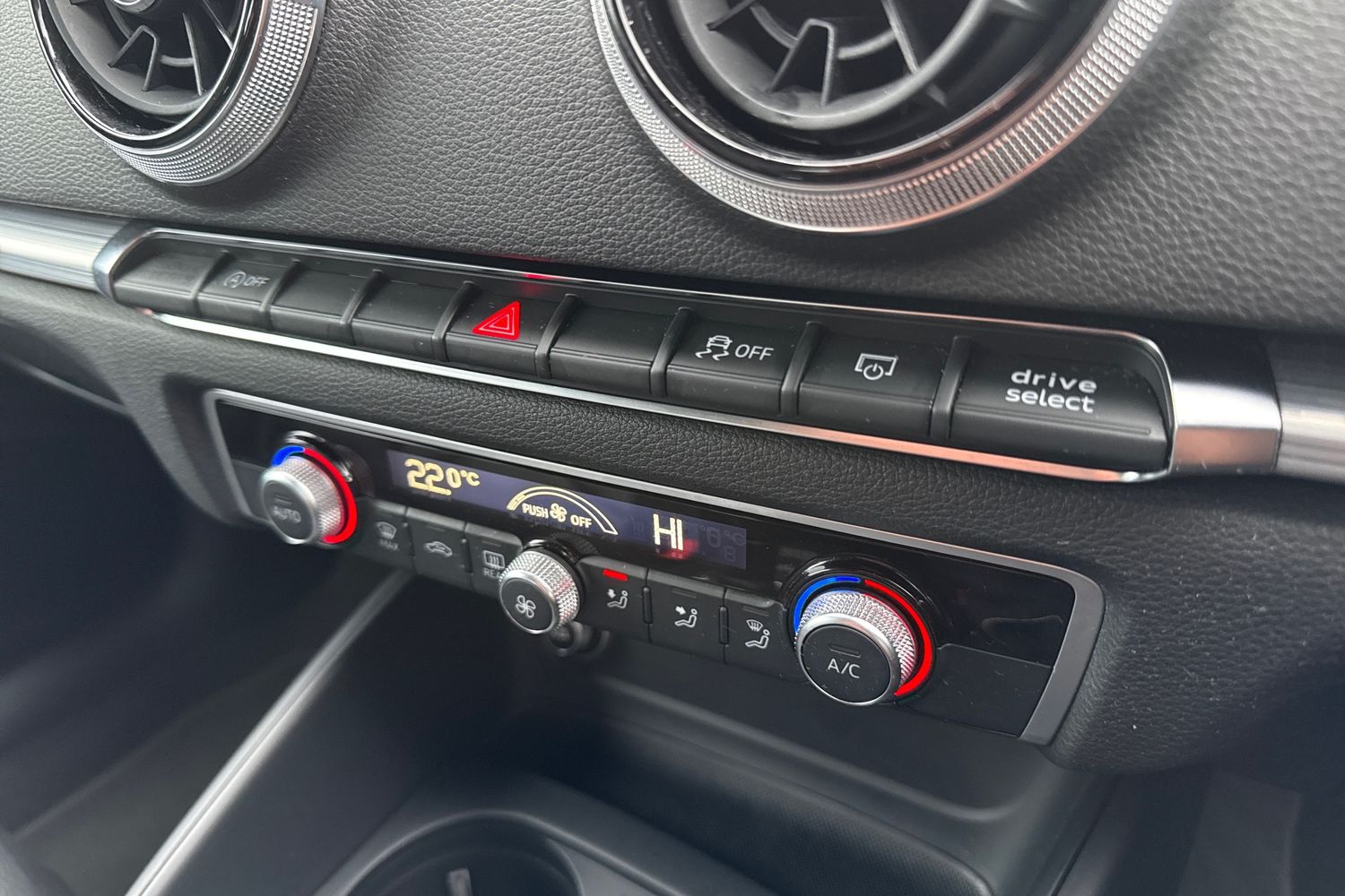 Used Audi A3 2018 for sale - 77463096: Photo 41