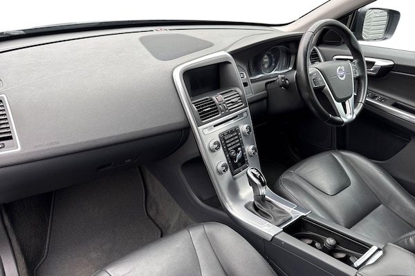 Used Volvo XC60 2016 for sale - 76257001: Photo 15