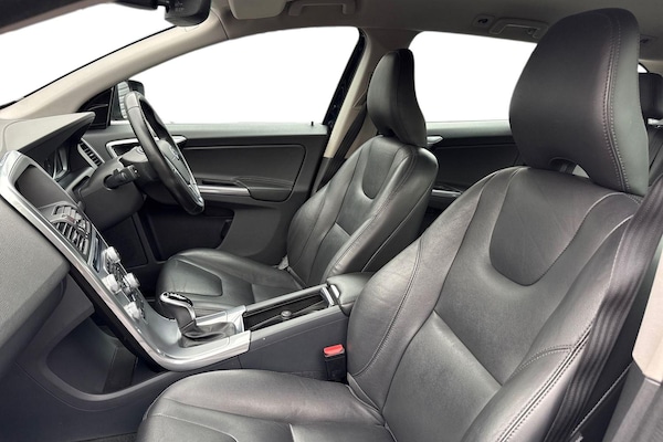 Used Volvo XC60 2016 for sale - 76257001: Photo 16