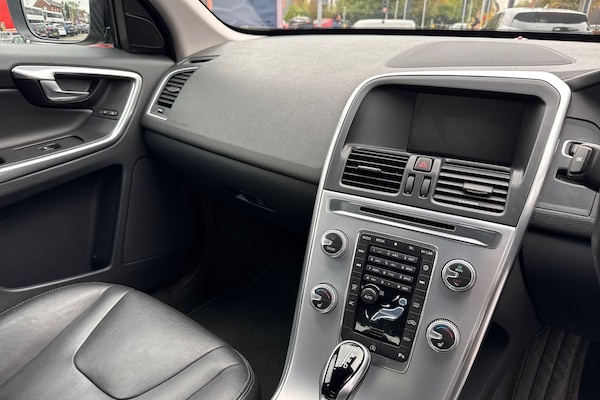 Used Volvo XC60 2016 for sale - 76257001: Photo 20