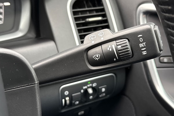 Used Volvo XC60 2016 for sale - 76257001: Photo 40