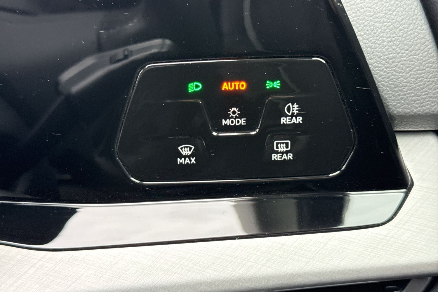 Used Volkswagen Golf 2023 for sale - 77615879: Photo 37