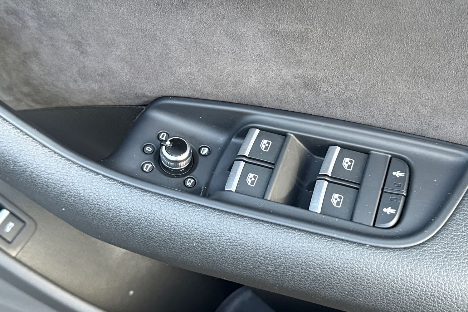 Used Audi SQ7 2017 for sale - 76495441: Photo 31