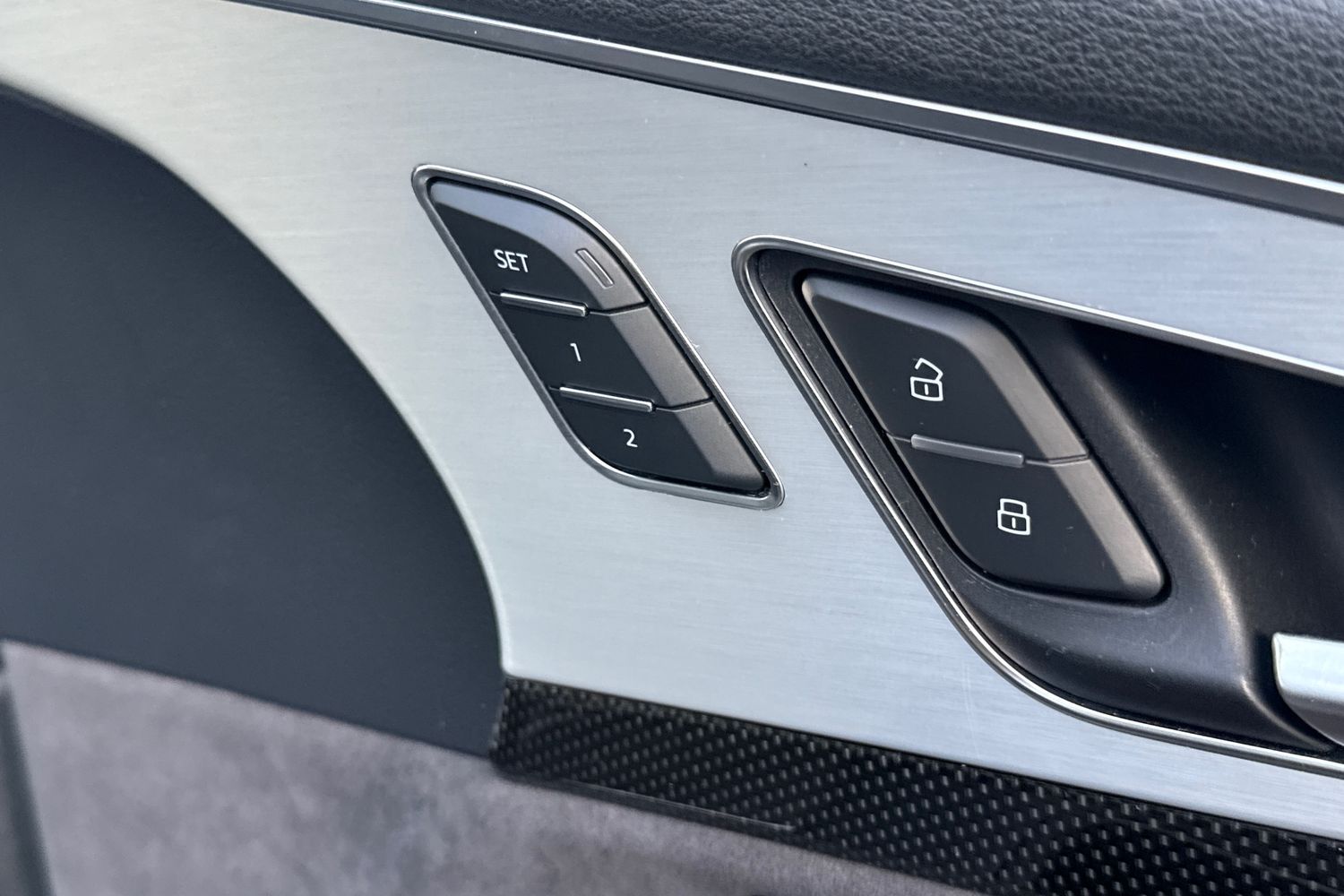 Used Audi SQ7 2017 for sale - 76495441: Photo 32