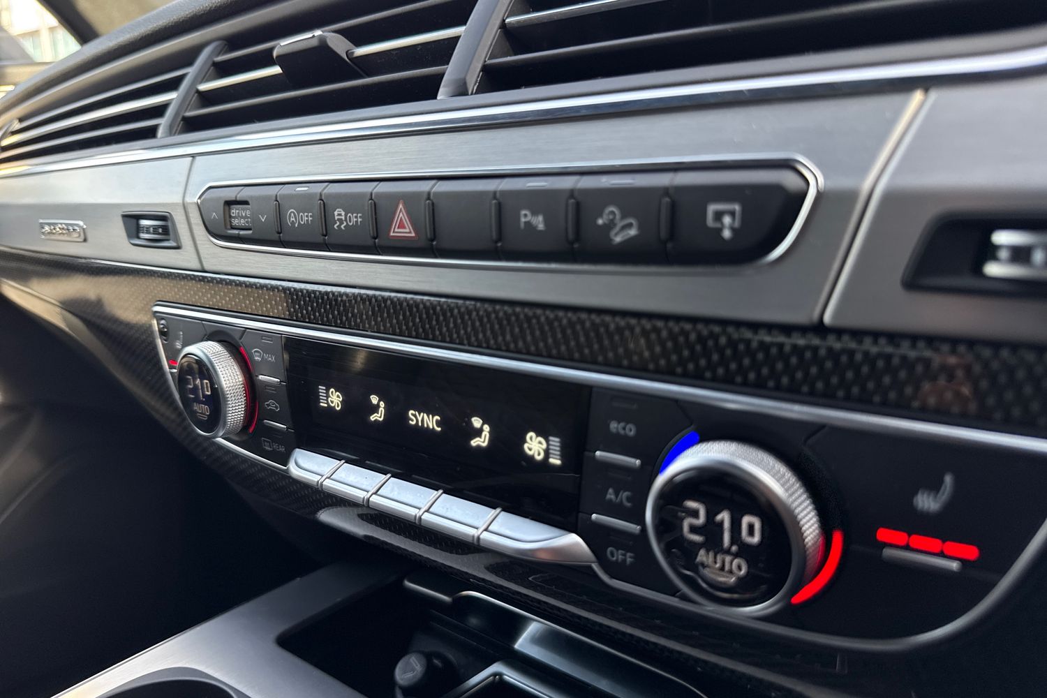 Used Audi SQ7 2017 for sale - 76495441: Photo 57