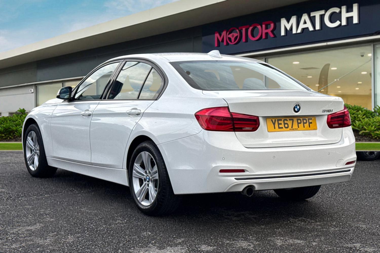 Used BMW 3 Series 2017 for sale - 76844574: Photo 2