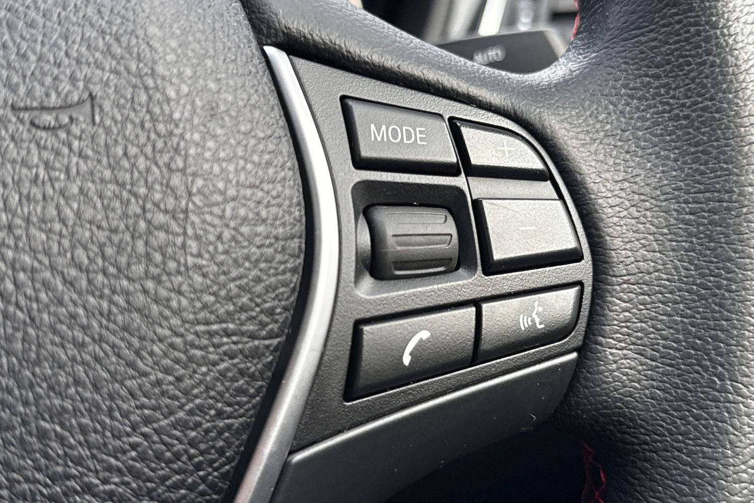 Used BMW 3 Series 2017 for sale - 76844574: Photo 40