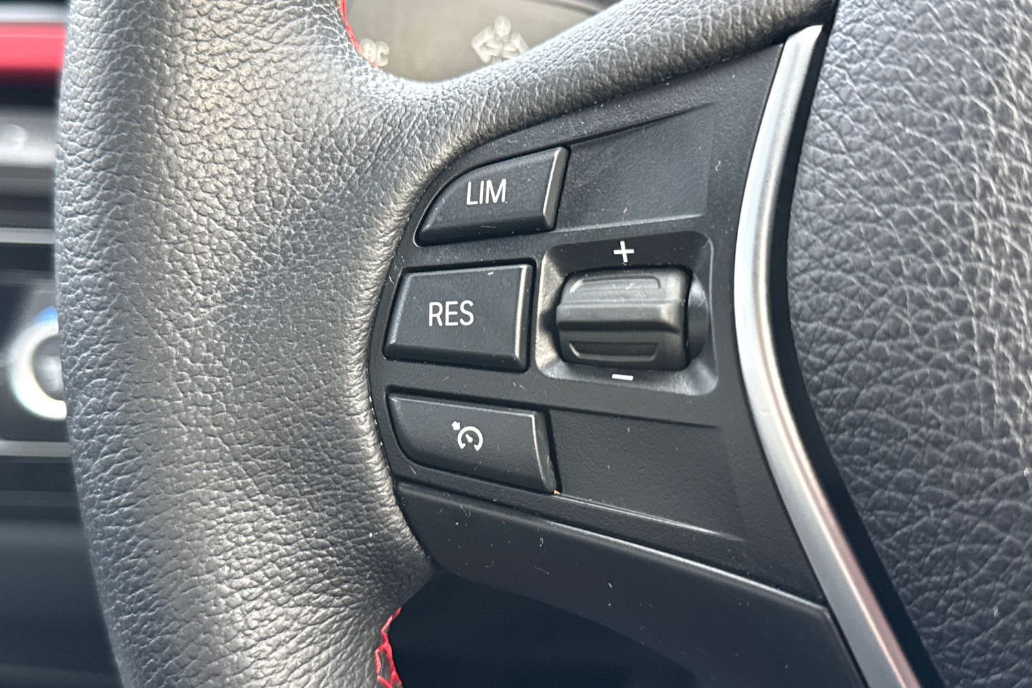 Used BMW 3 Series 2017 for sale - 76844574: Photo 42