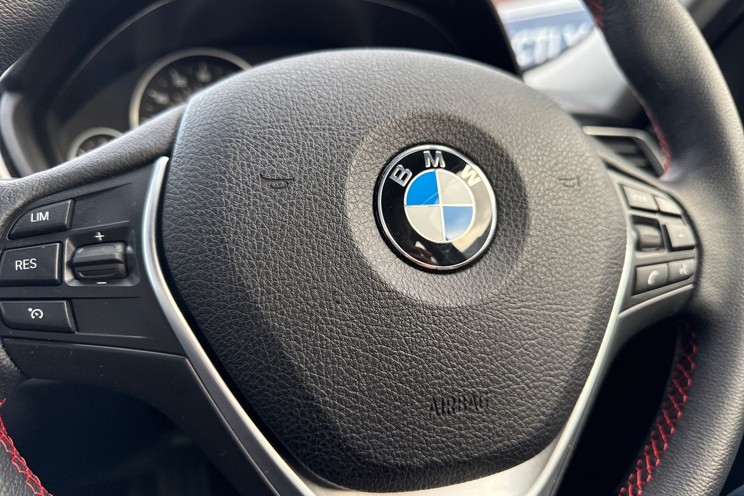 Used BMW 3 Series 2017 for sale - 76844574: Photo 45