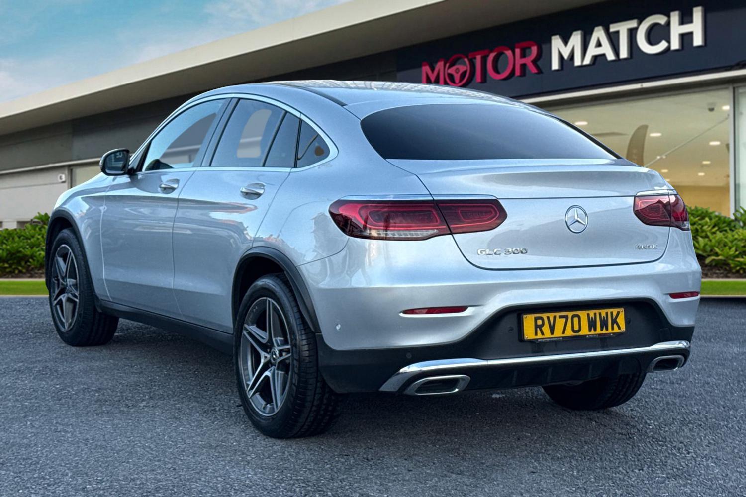 Used Mercedes-Benz GLC 2020 for sale - 77048452: Photo 2