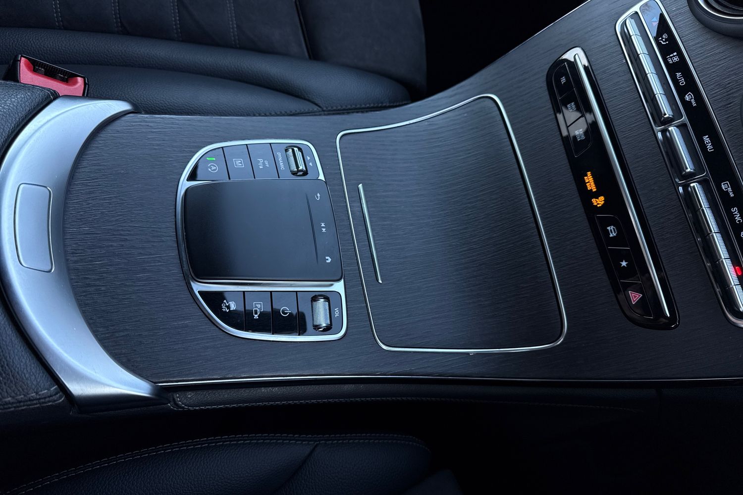 Used Mercedes-Benz GLC 2020 for sale - 77048452: Photo 23