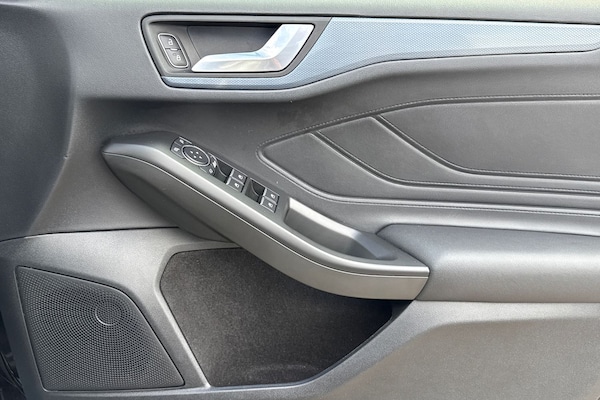 Used Ford Focus 2021 for sale - 75529108: Photo 21