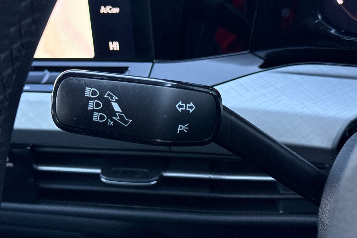 Used Volkswagen Golf 2023 for sale - 77862903: Photo 39