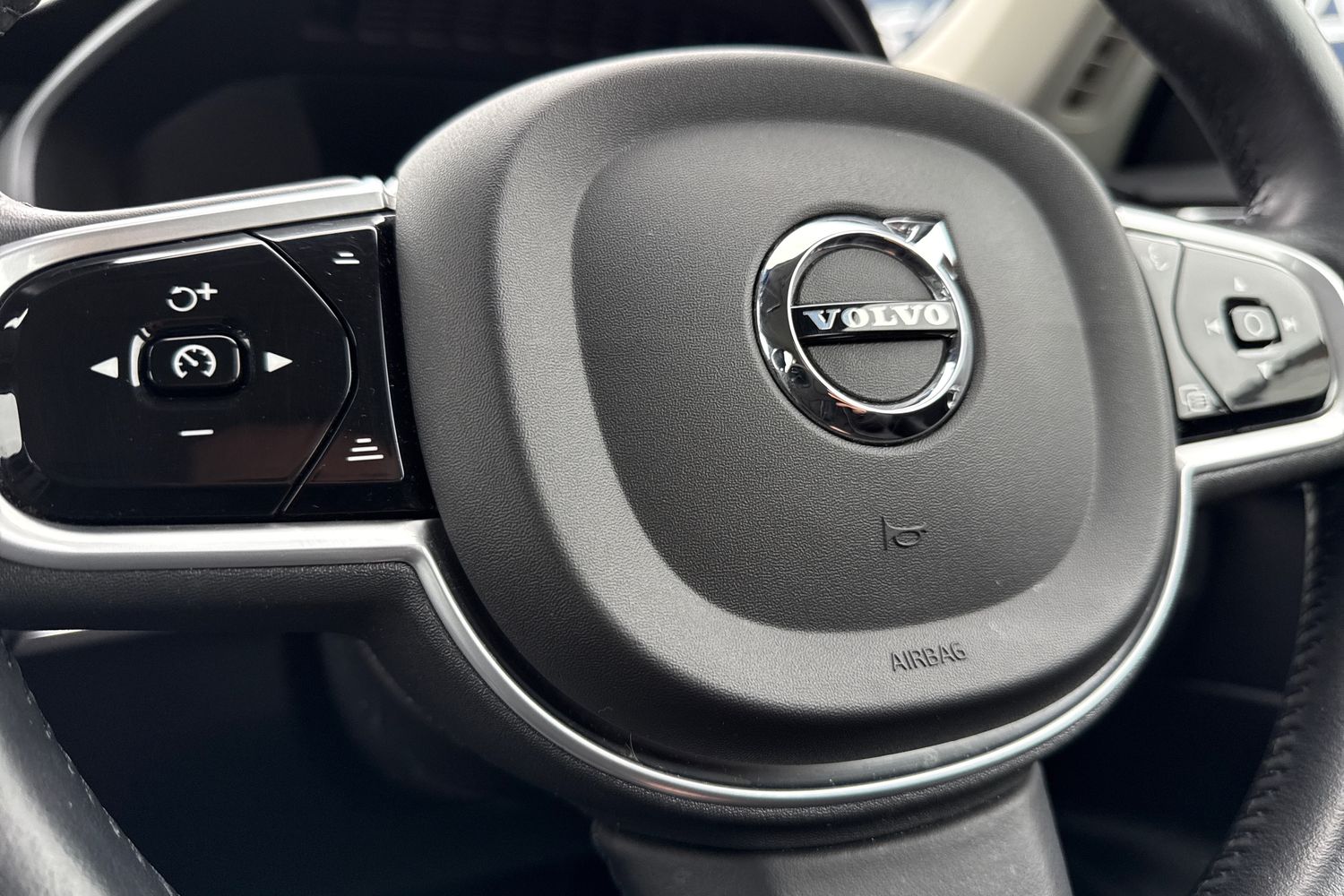 Used Volvo XC90 2021 for sale - 77334248: Photo 43