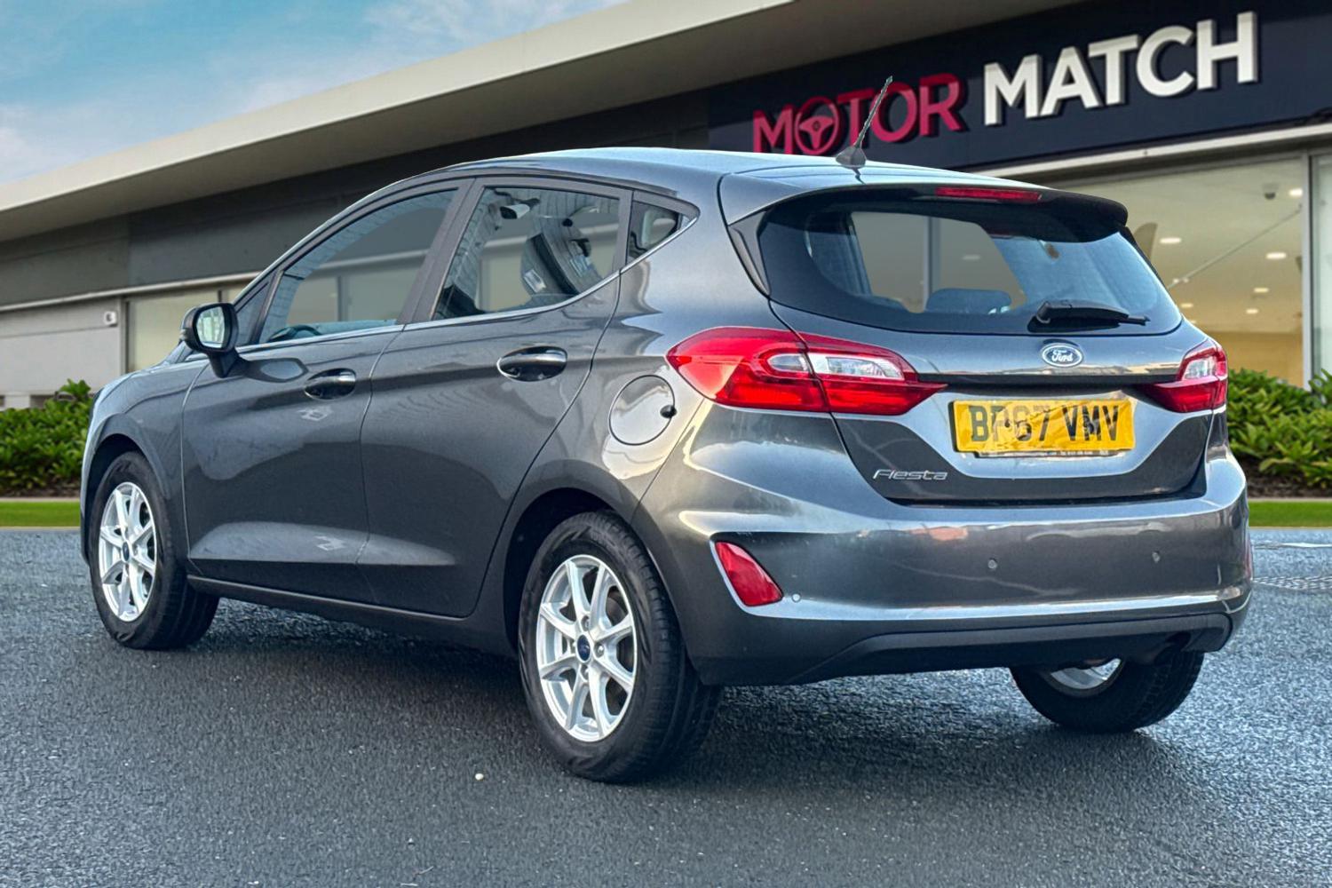 Used Ford Fiesta 2018 for sale - 77006878: Photo 2