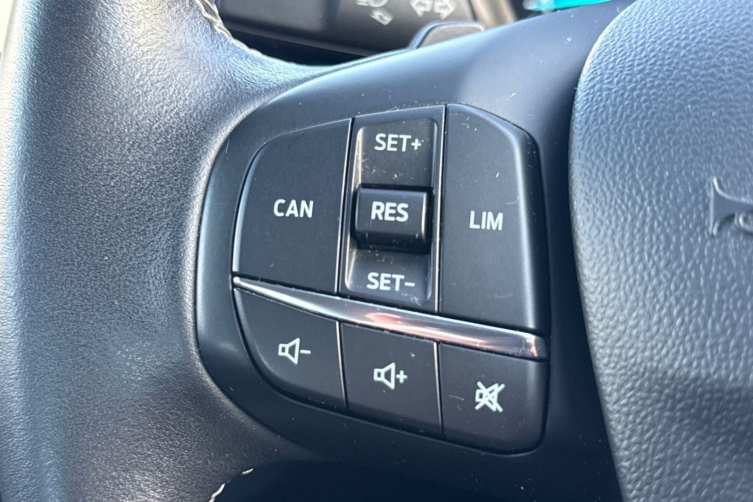 Used Ford Fiesta 2018 for sale - 77006878: Photo 37