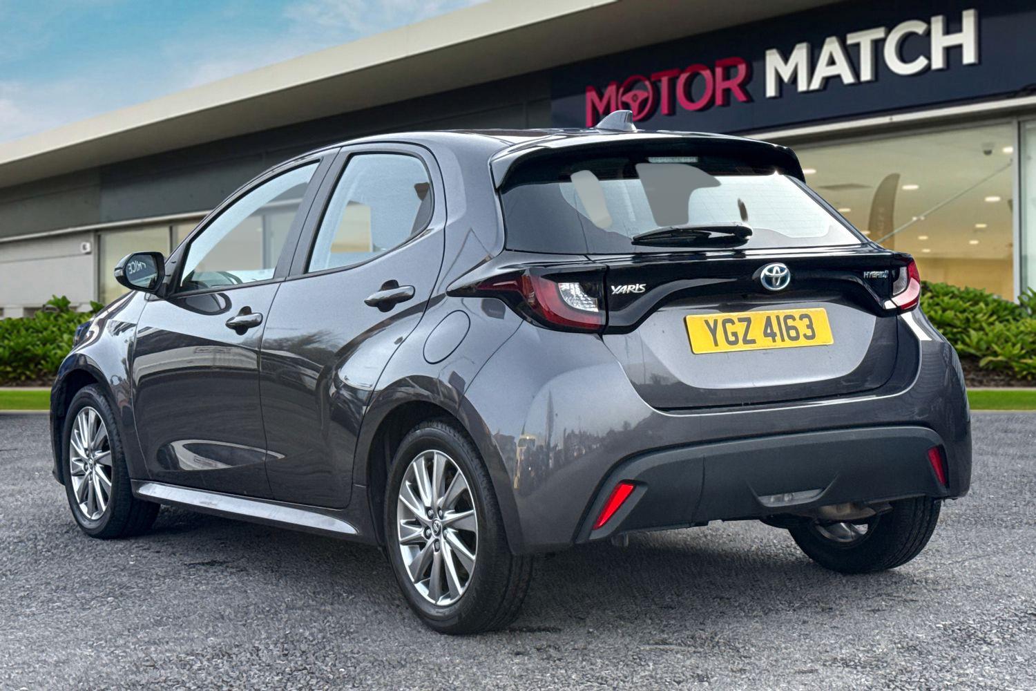 Used Toyota Yaris 2022 for sale - 77589568: Photo 2