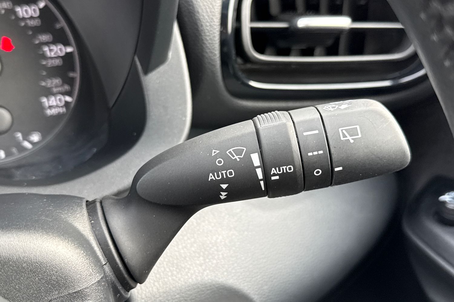 Used Toyota Yaris 2022 for sale - 77589568: Photo 39