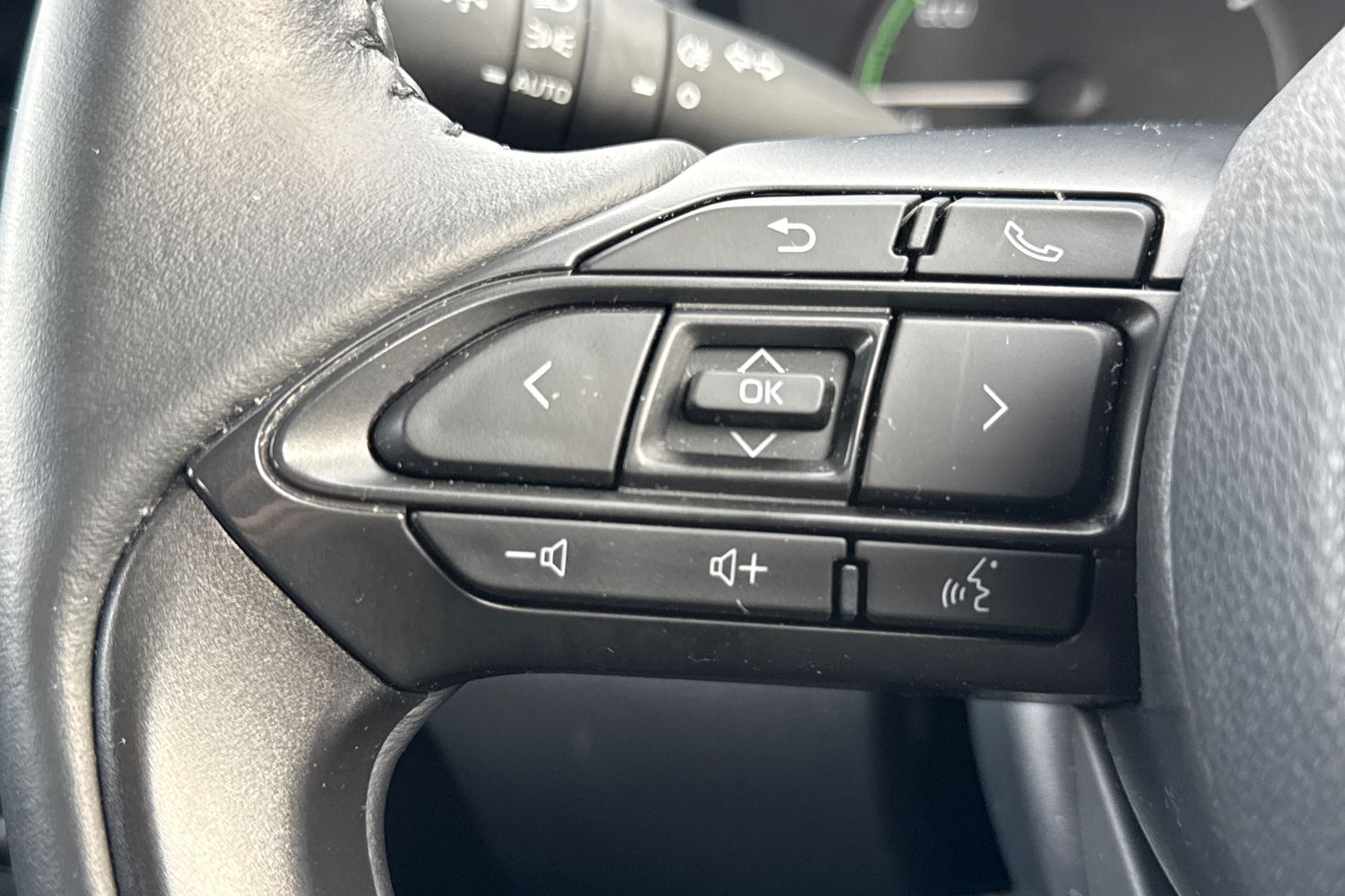 Used Toyota Yaris 2022 for sale - 77589568: Photo 40