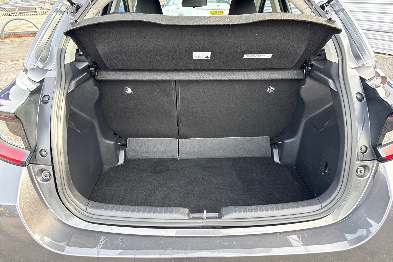 Used Toyota Yaris 2022 for sale - 77589568: Photo 7