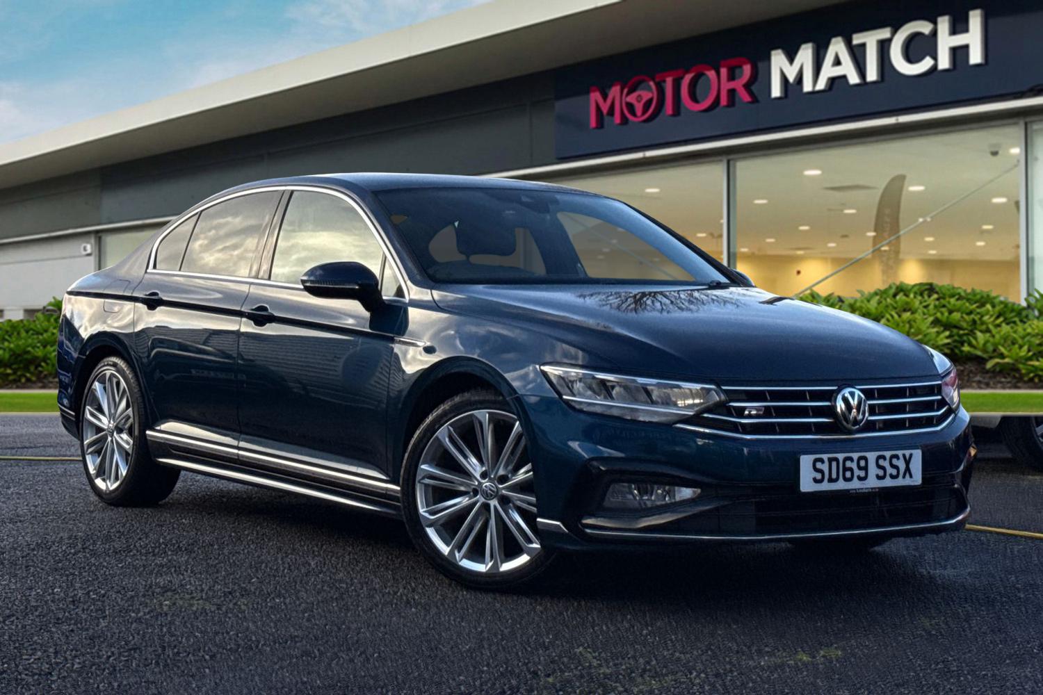 Used Volkswagen Passat 2019 for sale - 76949650: Photo 1