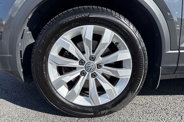 Used Volkswagen T-Roc 2020 for sale - 76082006: Photo 11