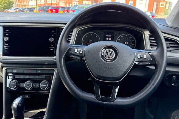 Used Volkswagen T-Roc 2020 for sale - 76082006: Photo 35