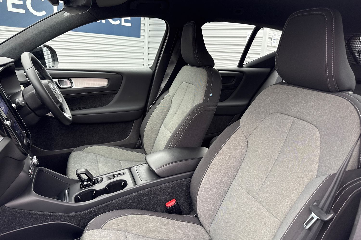 Used Volvo XC40 2022 for sale - 76274556: Photo 16