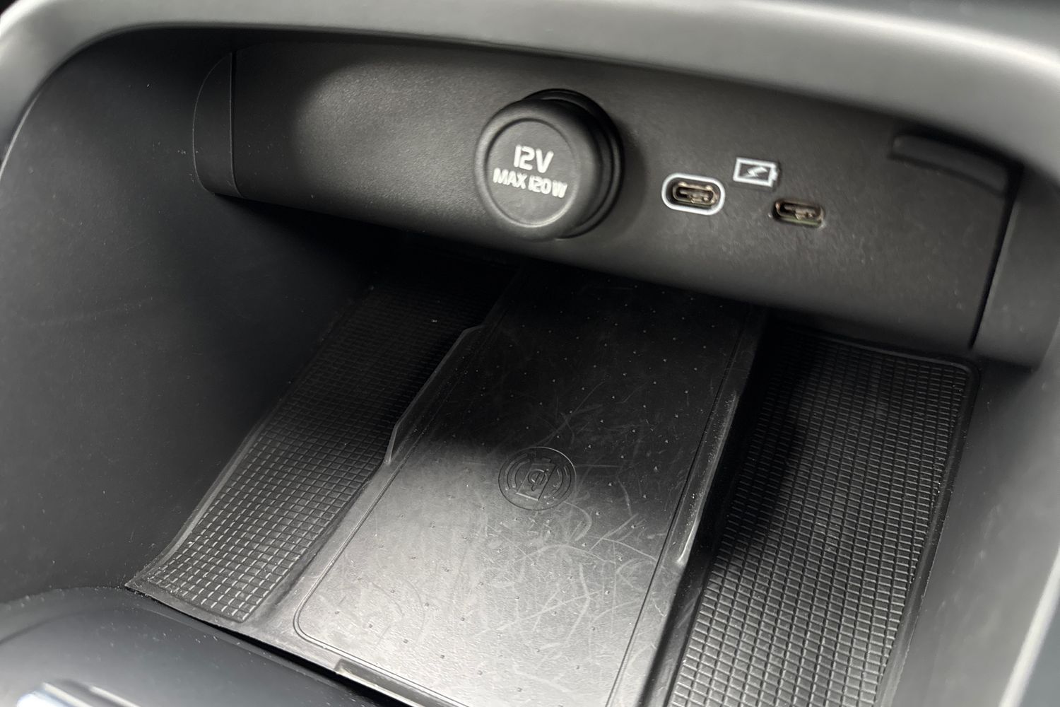 Used Volvo XC40 2022 for sale - 76274556: Photo 44