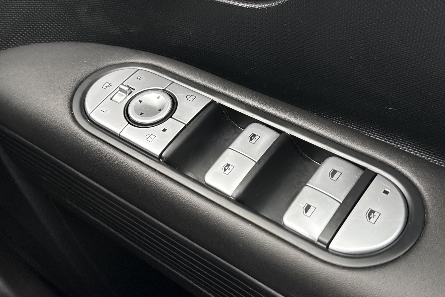 Used Hyundai IONIQ 5 2022 for sale - 76298751: Photo 41