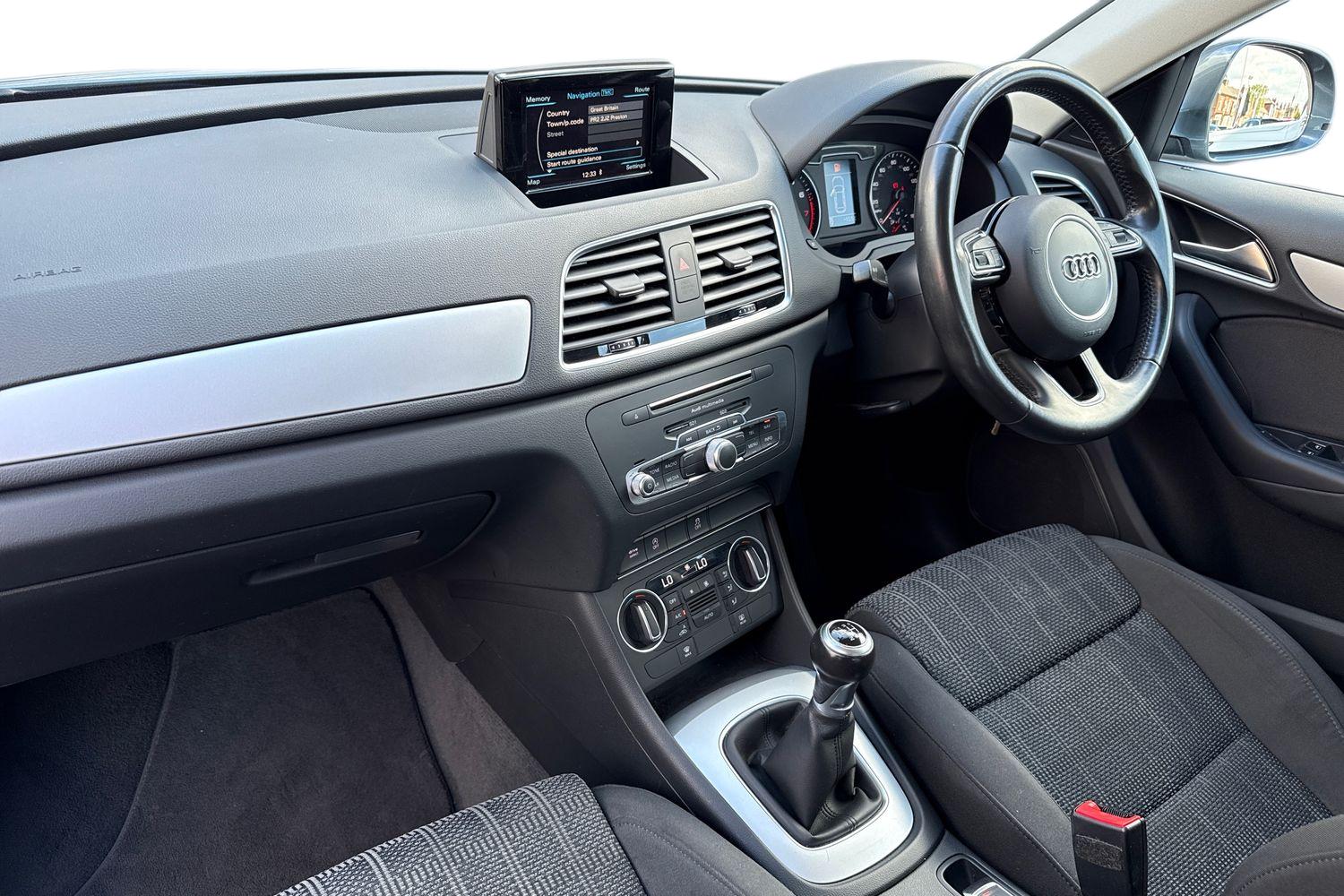 Used Audi Q3 2017 for sale - 76081996: Photo 15
