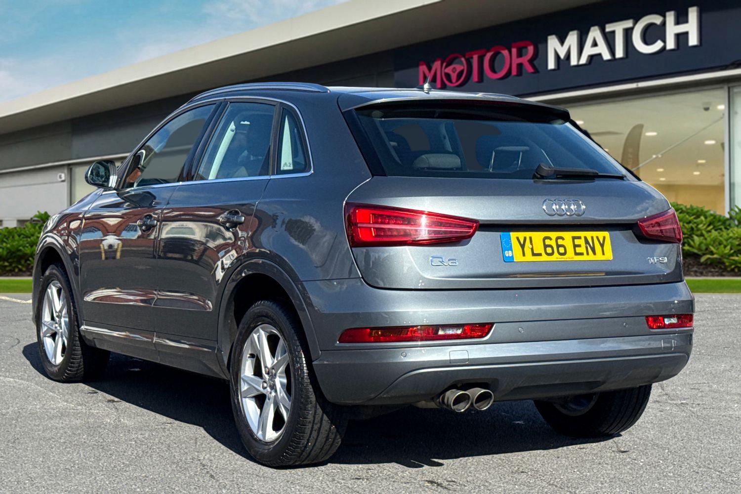 Used Audi Q3 2017 for sale - 76081996: Photo 2