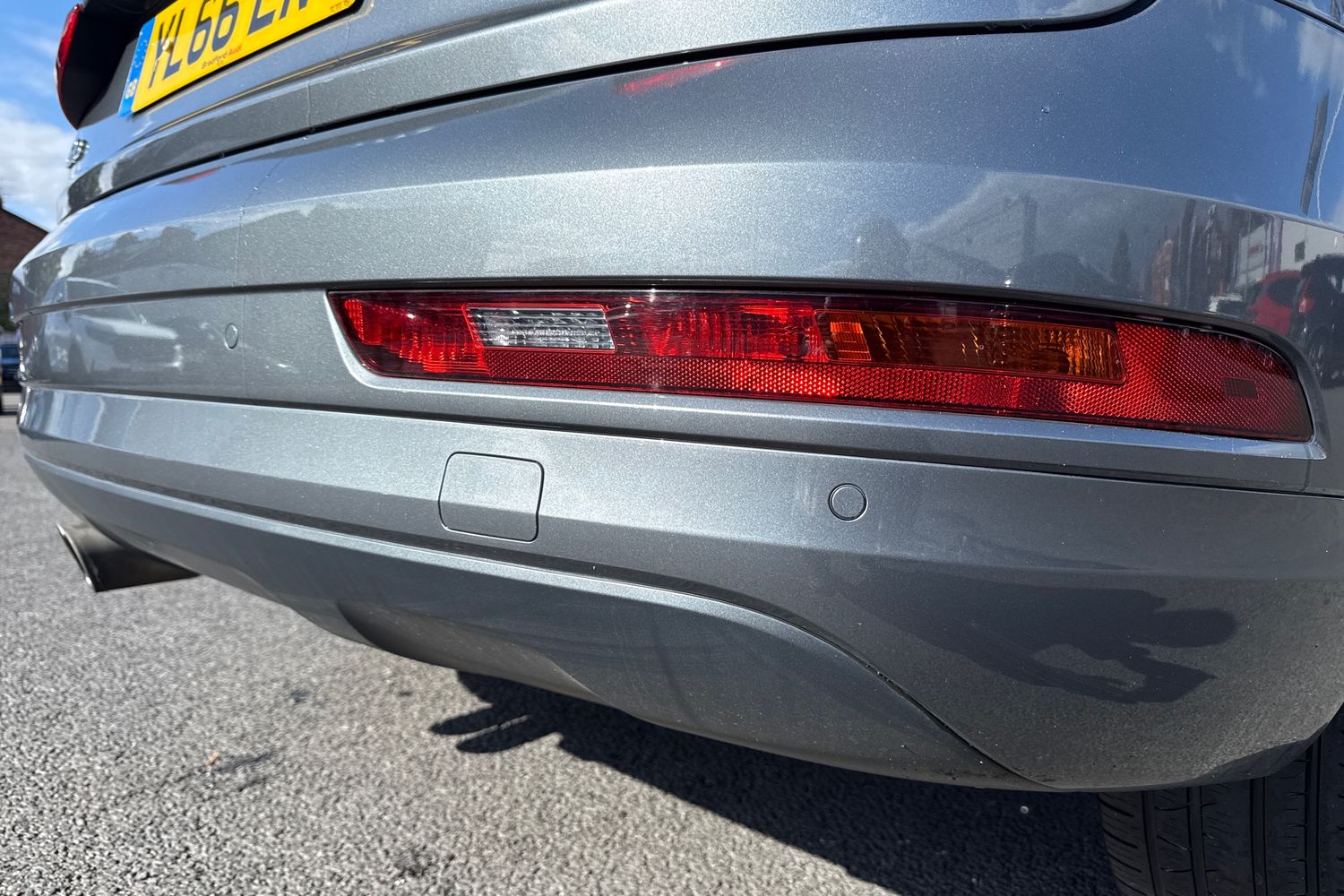 Used Audi Q3 2017 for sale - 76081996: Photo 27