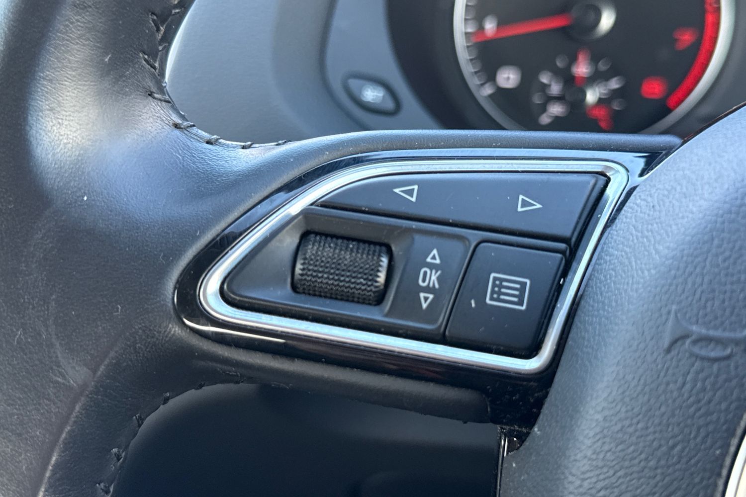 Used Audi Q3 2017 for sale - 76081996: Photo 36