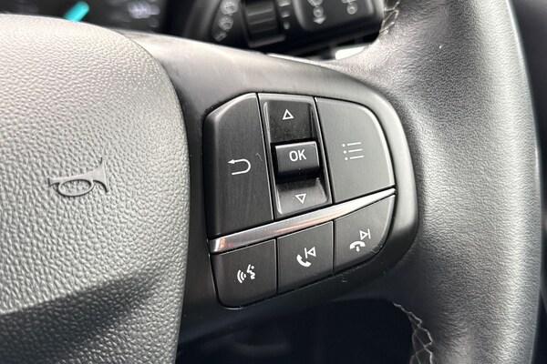 Used Ford Fiesta 2018 for sale - 76253378: Photo 33