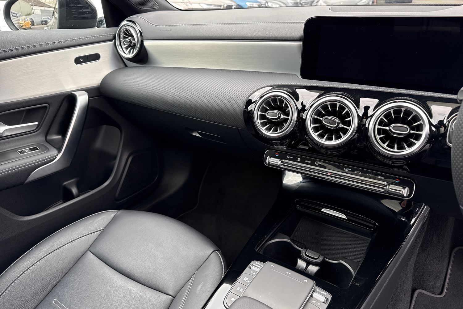 Used Mercedes-Benz CLA 2022 for sale - 76395403: Photo 20