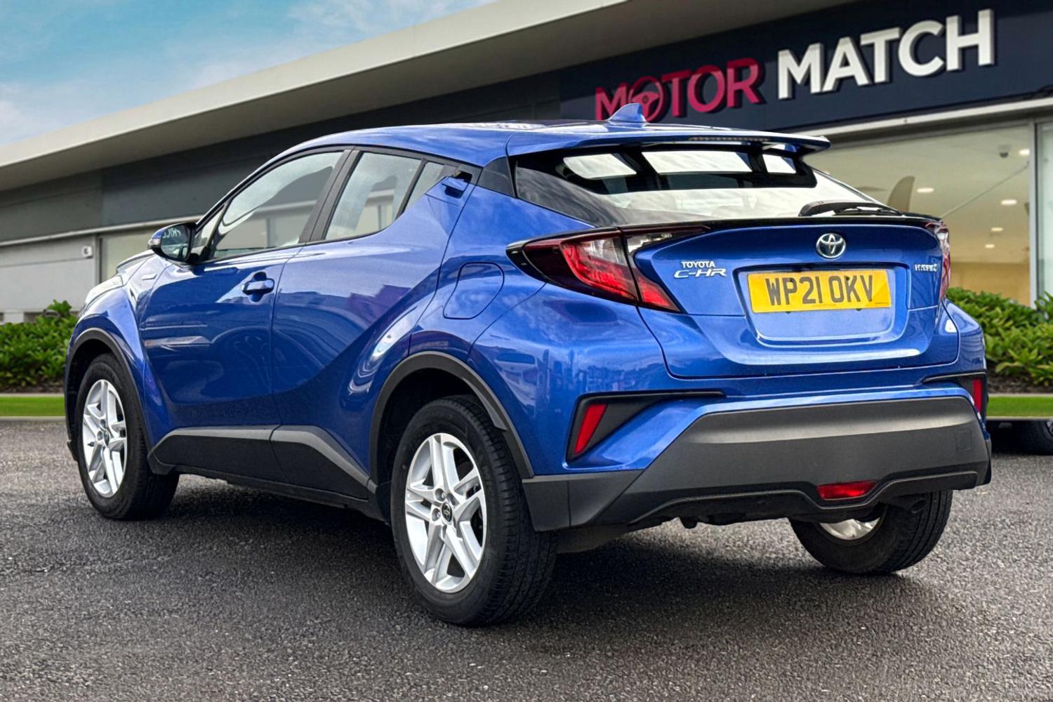 Used Toyota C-HR 2021 for sale - 76836347: Photo 2