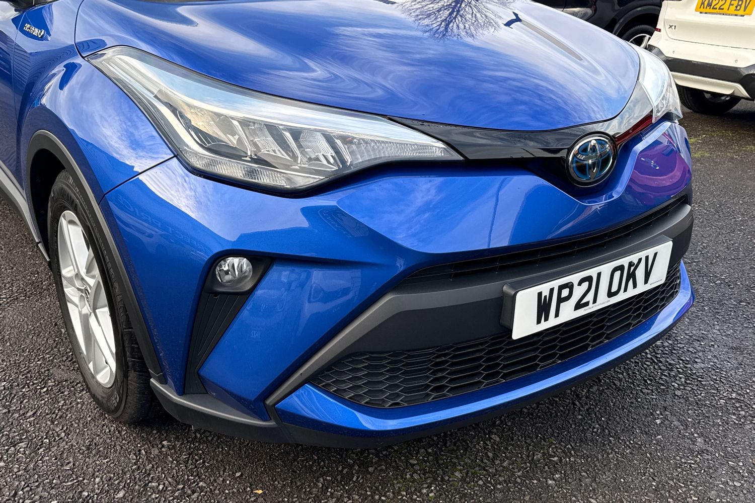 Used Toyota C-HR 2021 for sale - 76836347: Photo 9