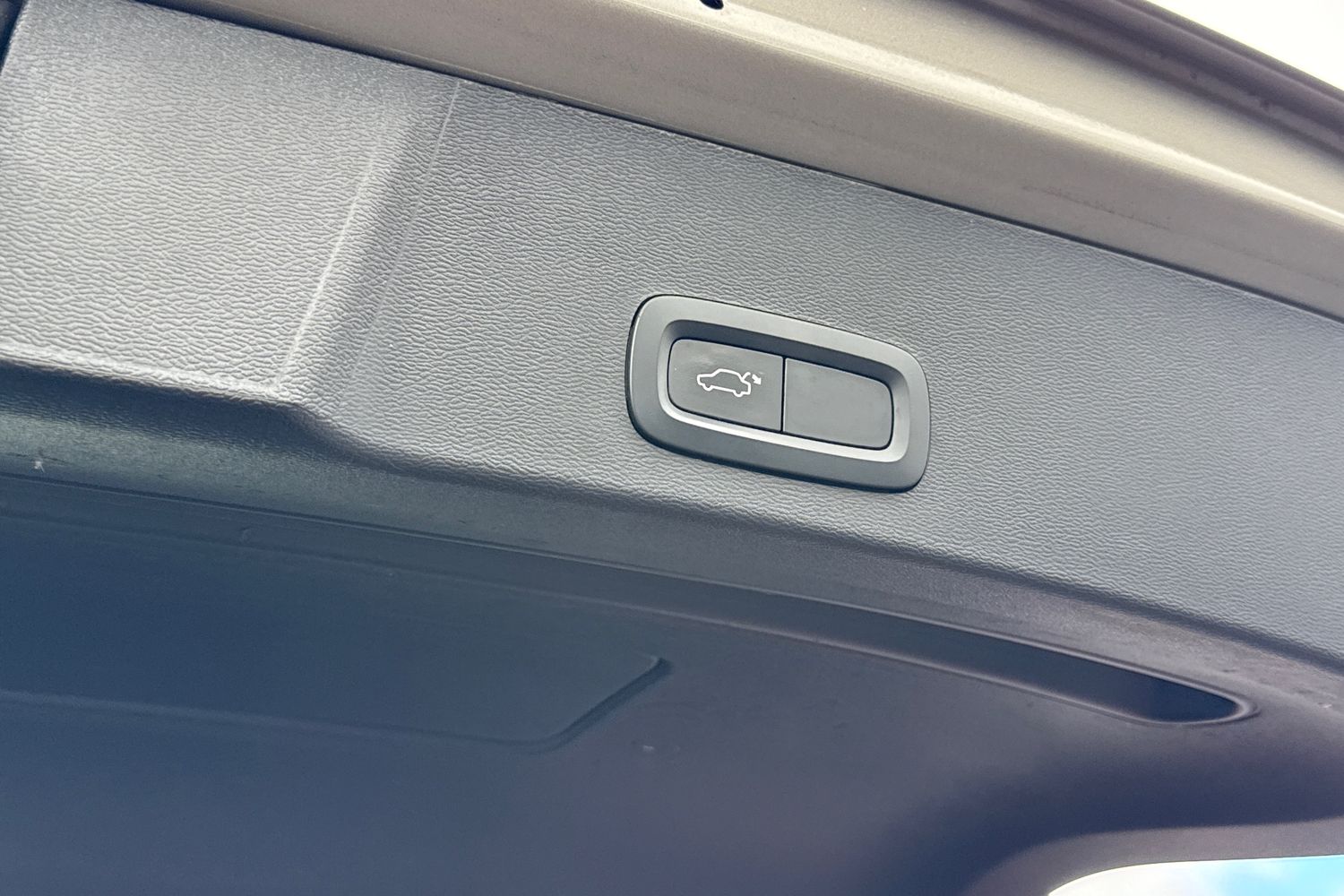 Used Volvo XC40 2022 for sale - 77340997: Photo 34