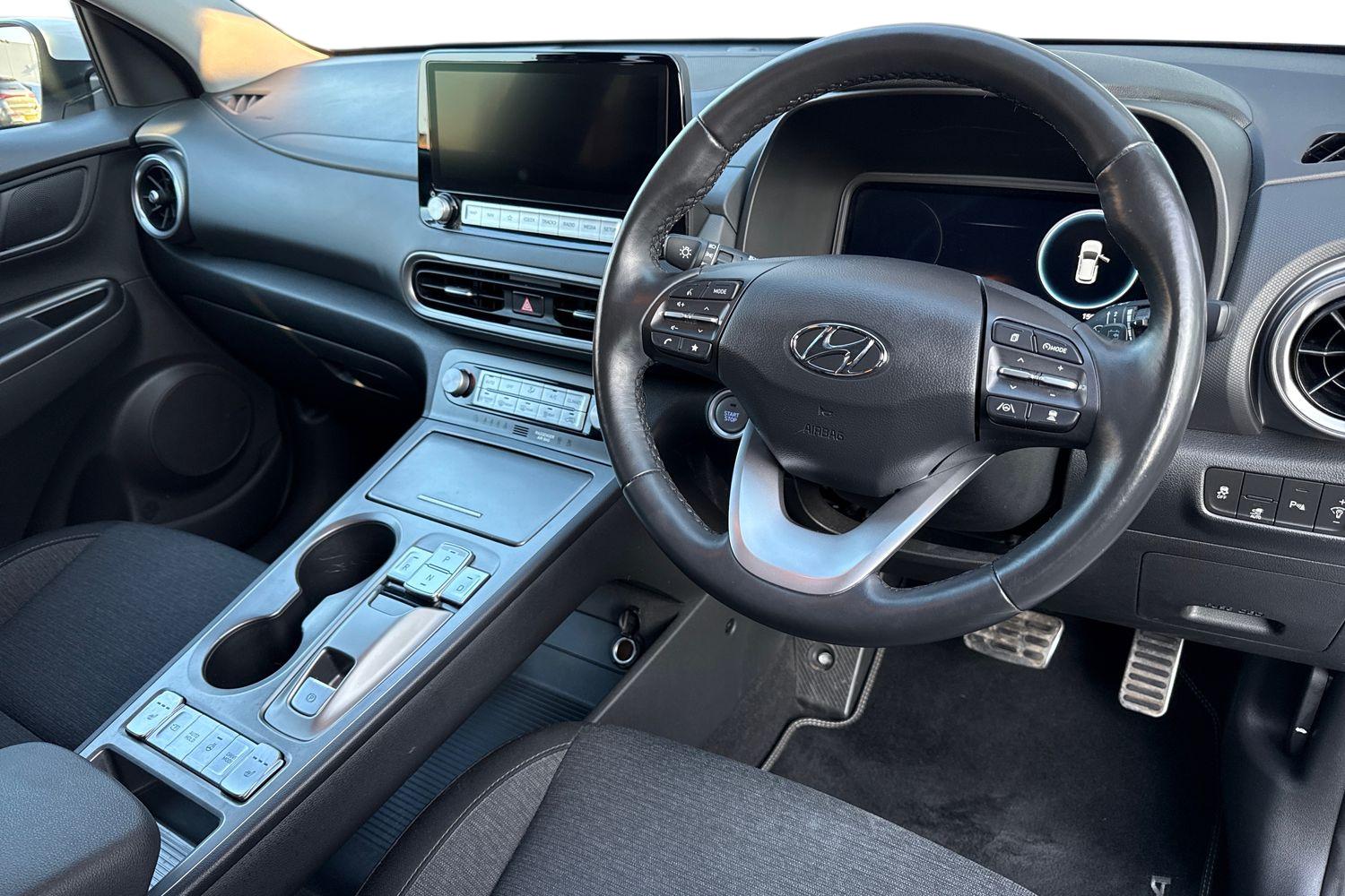 Used Hyundai KONA 2023 for sale - 77943686: Photo 14