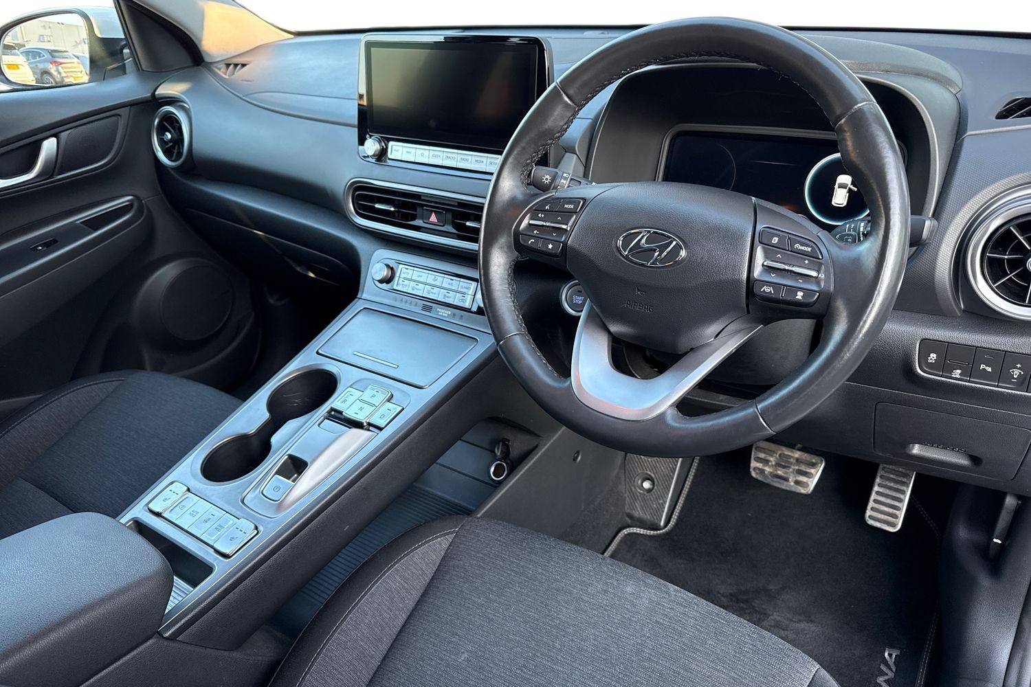 Used Hyundai KONA 2023 for sale - 77943686: Photo 18