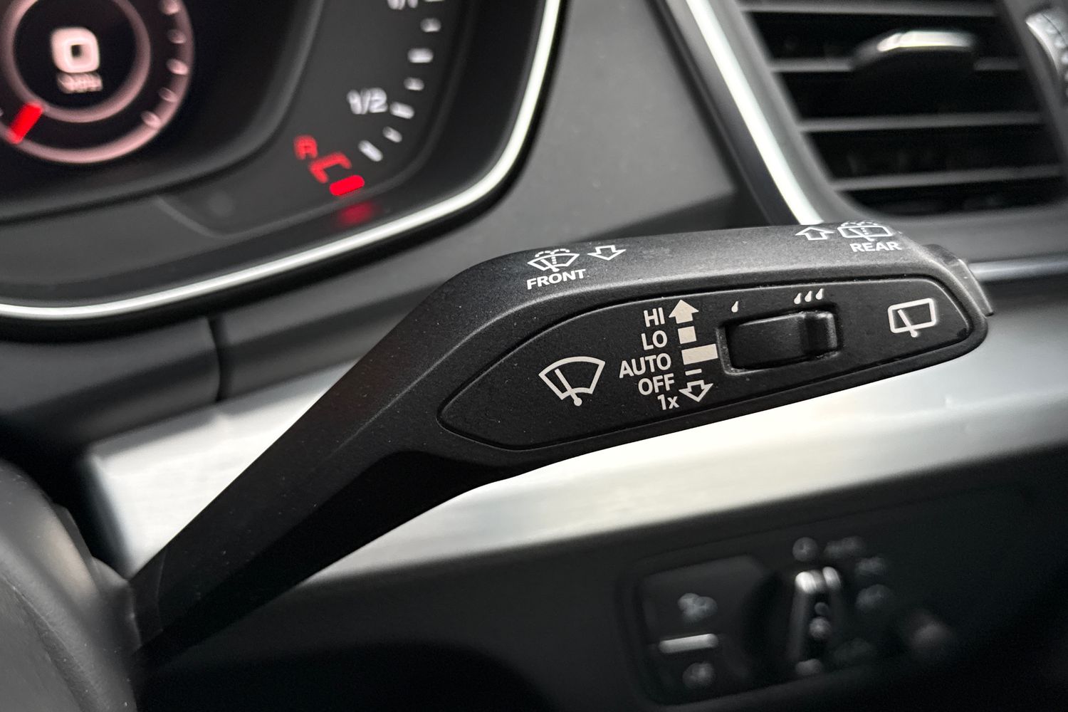 Used Audi Q5 2018 for sale - 78189804: Photo 37