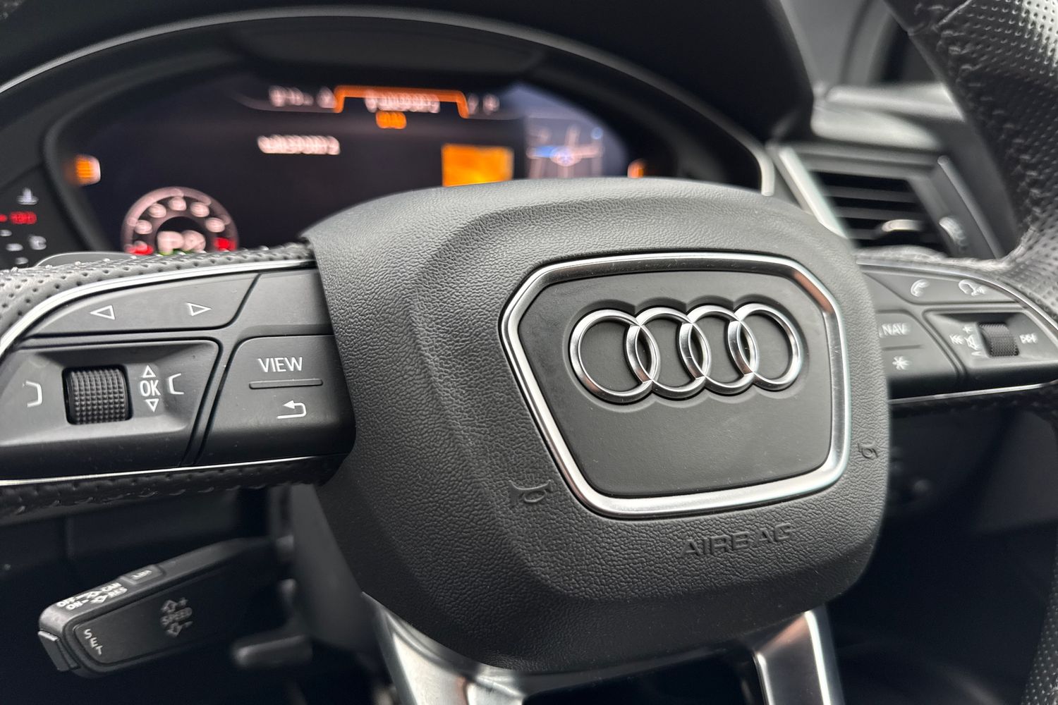 Used Audi Q5 2018 for sale - 78189804: Photo 39